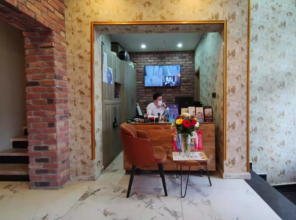 لابی GOLDEN PERA